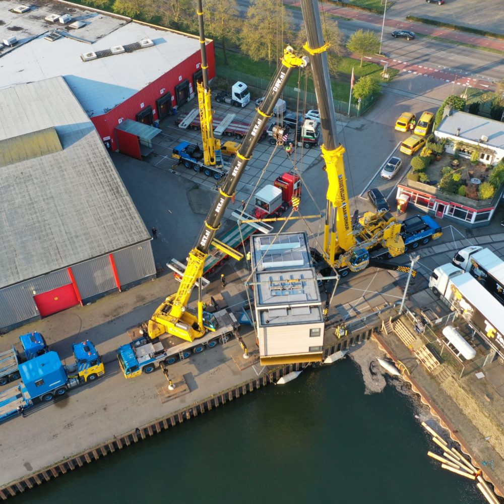 Transport water-woningen te Utrecht